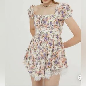 DRESS - New With Tags Women's Cider Patchwork Floral Skater Dress. Size Medium.